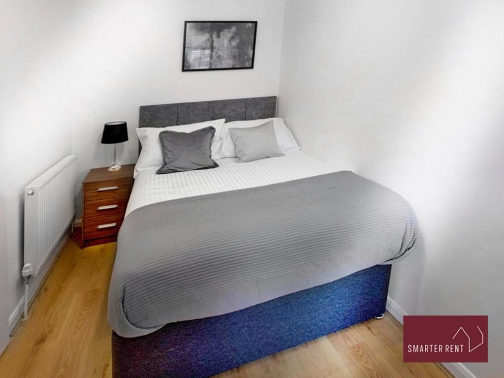 Wokingham - 2 Bed Modern House - Parking Apartment Ngoại thất bức ảnh